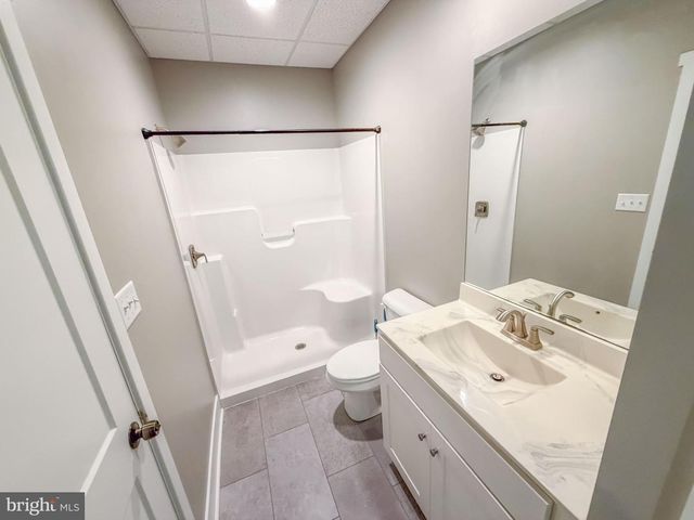6042 STATION CIRCLE RD, Harrisburg, PA 17111