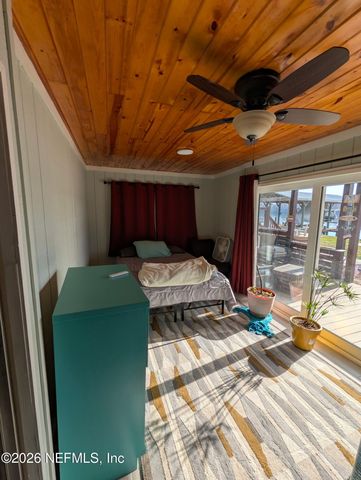 215 SPORTSMAN Drive, Welaka, FL 32193