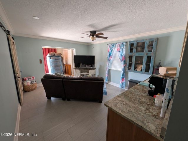 215 SPORTSMAN Drive, Welaka, FL 32193