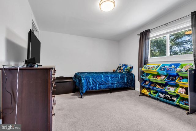 30 PALMETTO AVE, Browns Mills, NJ 08015