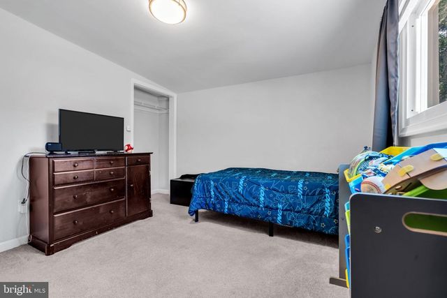 30 PALMETTO AVE, Browns Mills, NJ 08015
