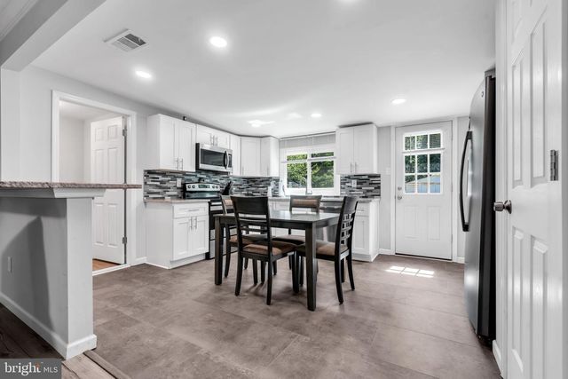 30 PALMETTO AVE, Browns Mills, NJ 08015