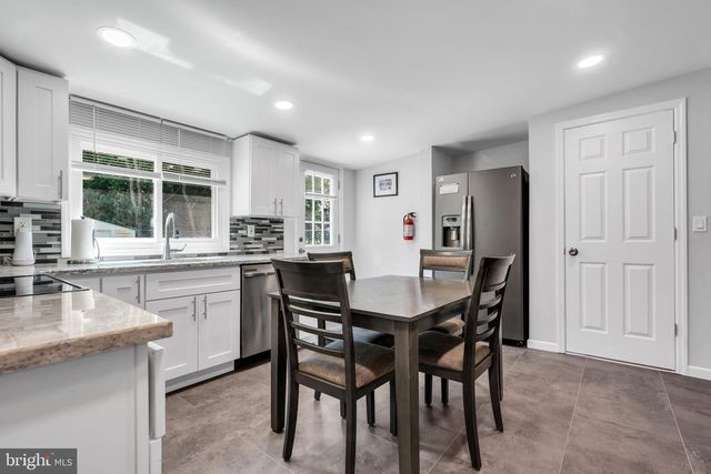 30 PALMETTO AVE, Browns Mills, NJ 08015