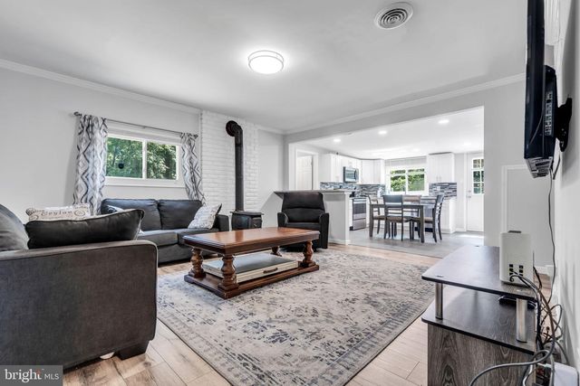 30 PALMETTO AVE, Browns Mills, NJ 08015