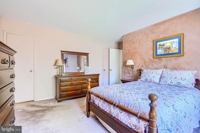 2 ROMANOFF CT, Baltimore, MD 21234