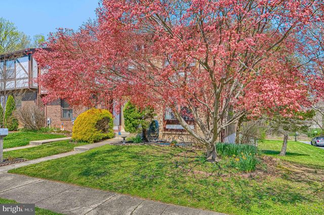 2 ROMANOFF CT, Baltimore, MD 21234