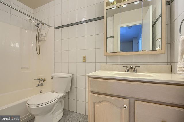 2 ROMANOFF CT, Baltimore, MD 21234