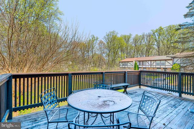 2 ROMANOFF CT, Baltimore, MD 21234