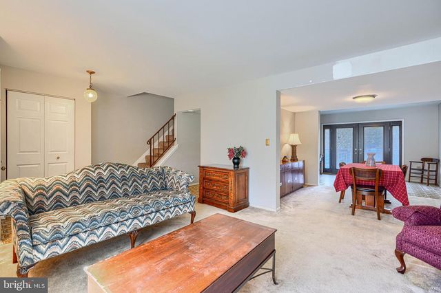 2 ROMANOFF CT, Baltimore, MD 21234