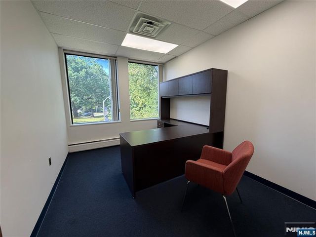 300 Knickerbocker Road Suite 3700, Cresskill, NJ 07626