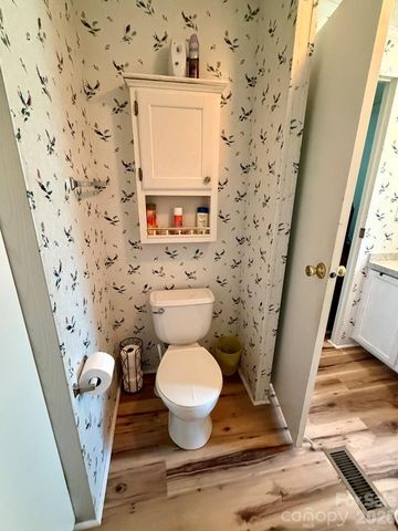 471 Crawford Cemetery Road, Sylva, NC 28779