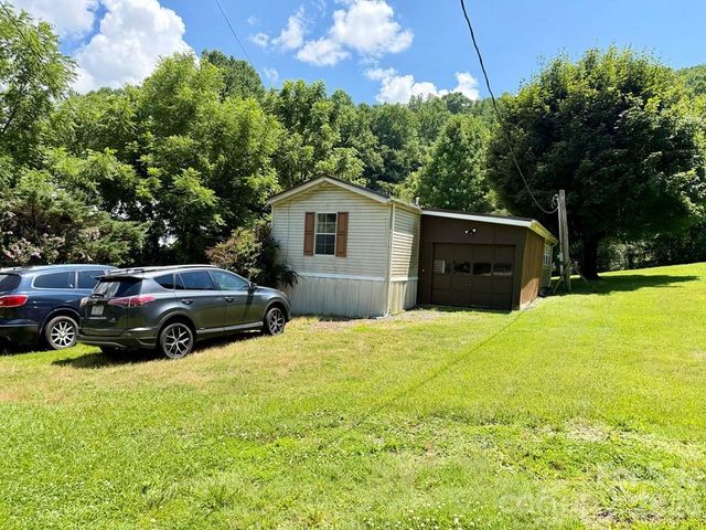 471 Crawford Cemetery Road, Sylva, NC 28779