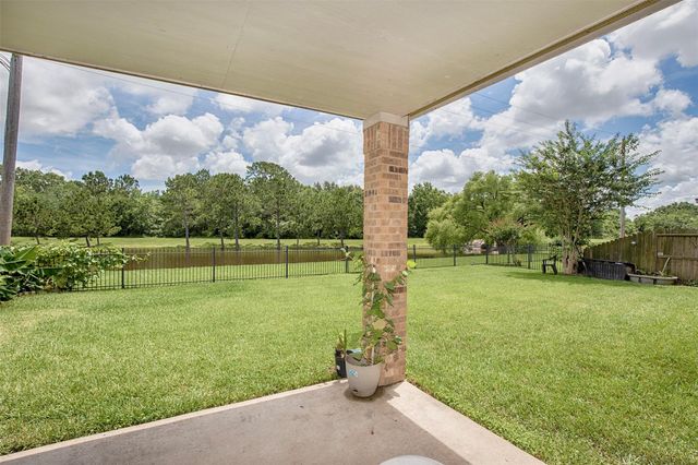 2213 Jernigan Ford, Dickinson, TX 77539