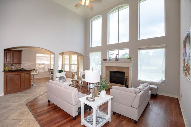 2213 Jernigan Ford, Dickinson, TX 77539