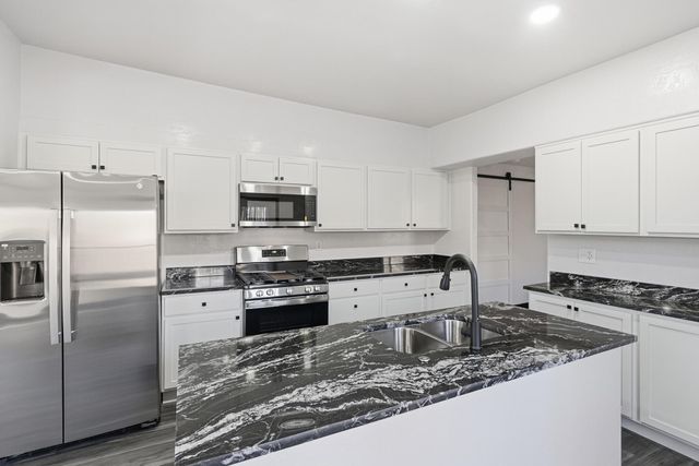 1111 Iron Avenue SW, Albuquerque, NM 87102