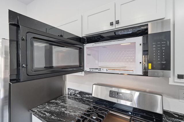 1111 Iron Avenue SW, Albuquerque, NM 87102