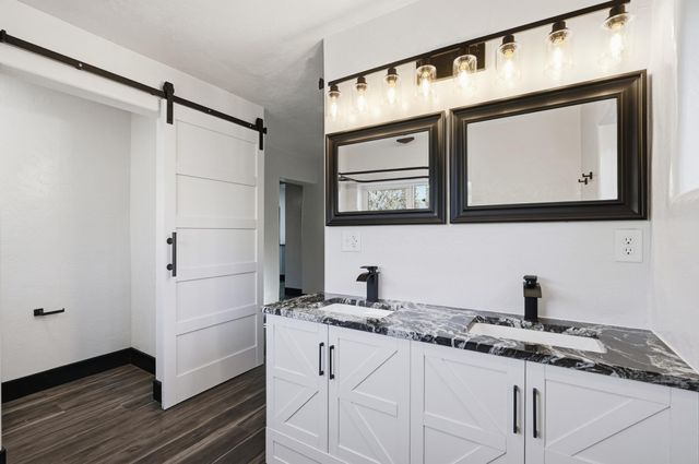 1111 Iron Avenue SW, Albuquerque, NM 87102