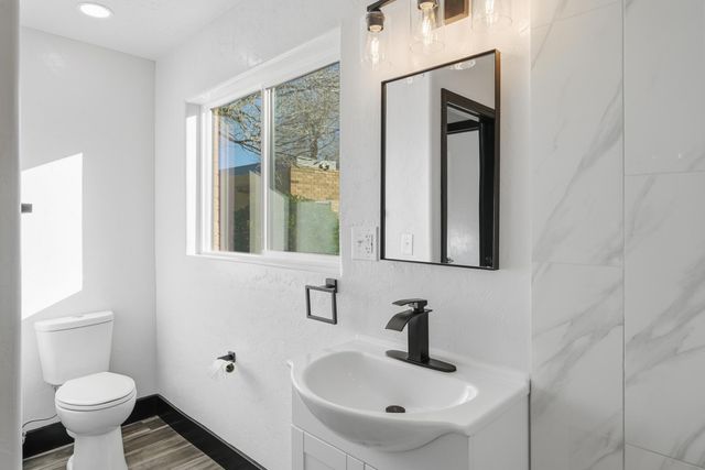 1111 Iron Avenue SW, Albuquerque, NM 87102