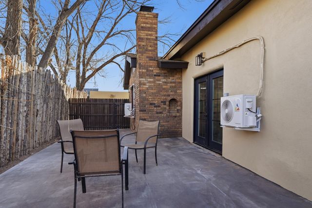 1111 Iron Avenue SW, Albuquerque, NM 87102