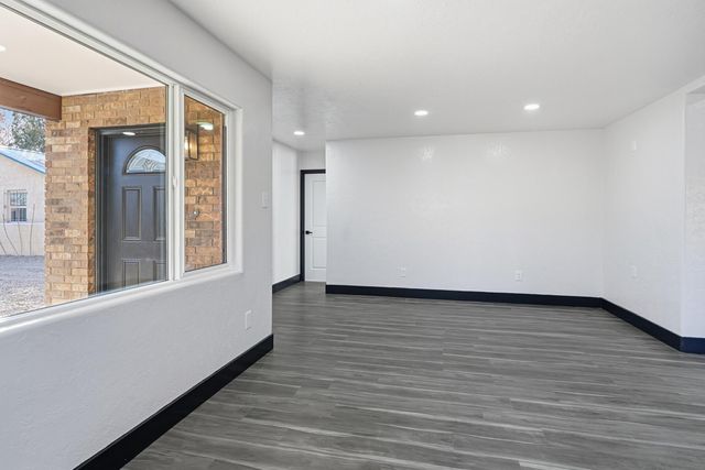 1111 Iron Avenue SW, Albuquerque, NM 87102