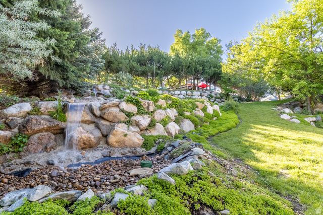 4781 CANTERBURY RD, South Ogden, UT 84403