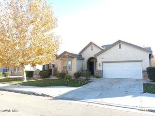 3048 Albret Street, Lancaster, CA 93536