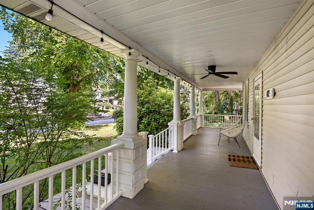 42 Forest Road, Glen Rock, NJ 07452