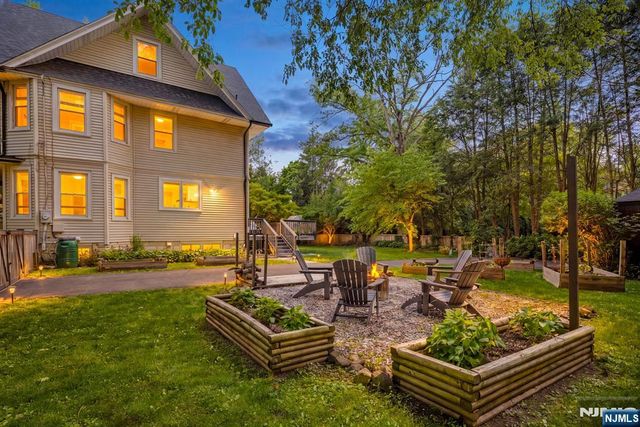 42 Forest Road, Glen Rock, NJ 07452