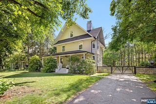 42 Forest Road, Glen Rock, NJ 07452