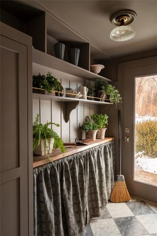 239 Pleasantvale Road, Tivoli, NY 12583