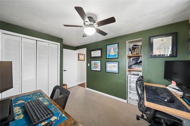 980 Renton Rd, Plum Boro, PA 15239