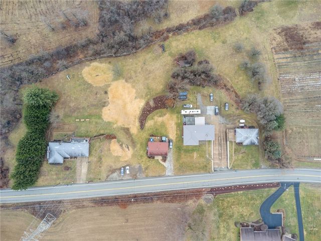 980 Renton Rd, Plum Boro, PA 15239