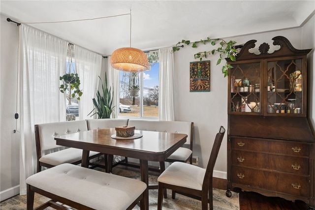 980 Renton Rd, Plum Boro, PA 15239