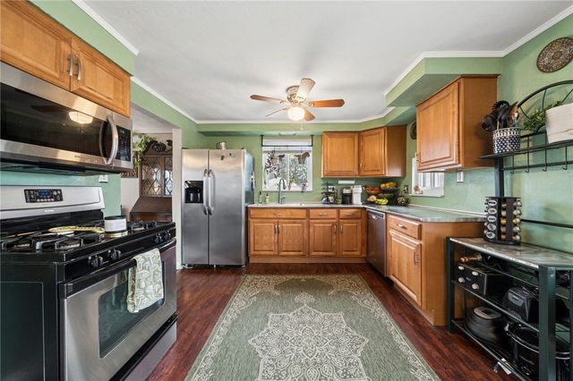 980 Renton Rd, Plum Boro, PA 15239