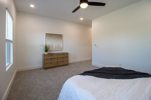 4024 University Ave B, Old Hickory, TN 37138