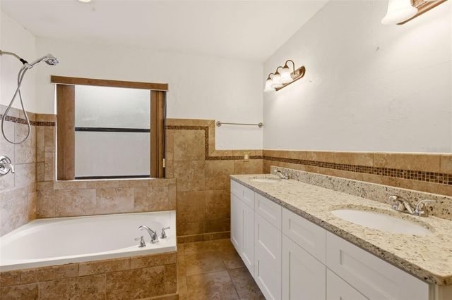 205 ANGELES ROAD, Debary, FL 32713