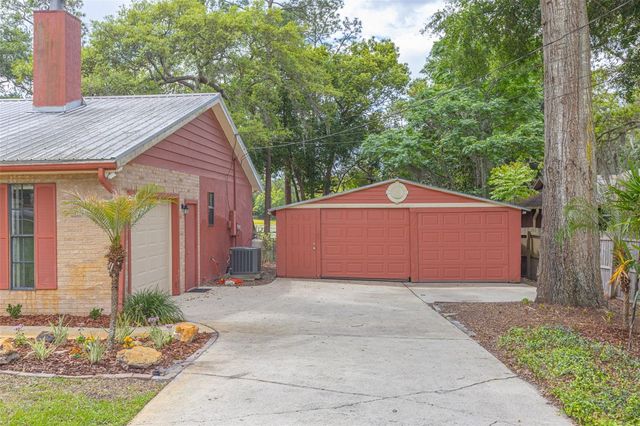 205 ANGELES ROAD, Debary, FL 32713