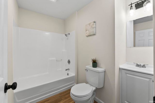 3227 Rodgers Avenue, Fort Wayne, IN 46803