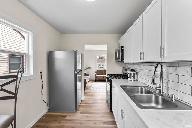 3227 Rodgers Avenue, Fort Wayne, IN 46803