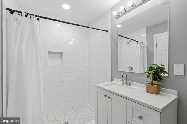 3145 YORKWAY, Baltimore, MD 21222