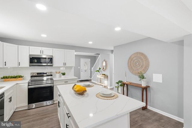 3145 YORKWAY, Baltimore, MD 21222