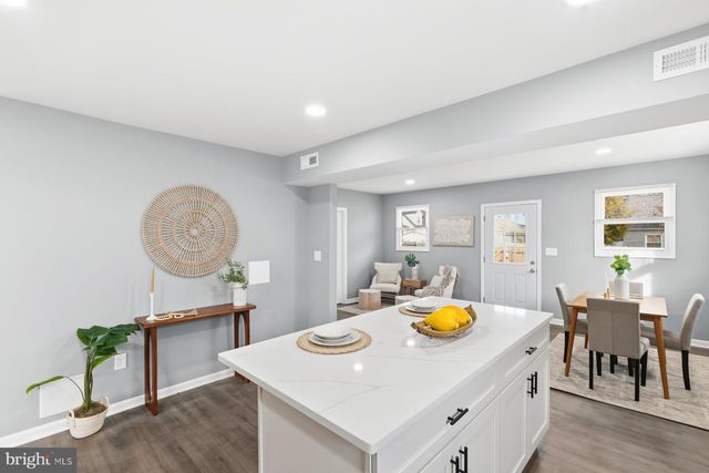 3145 YORKWAY, Baltimore, MD 21222