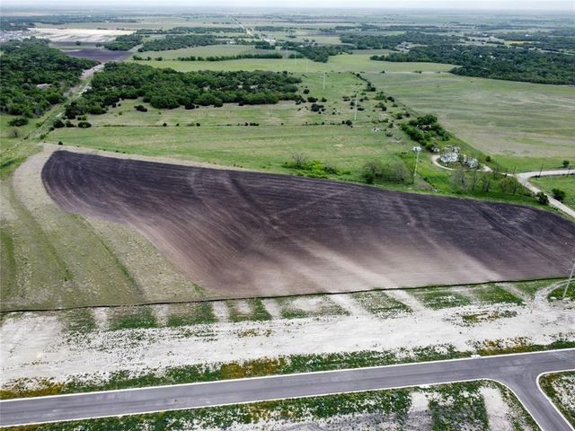 000 County Road 315 RD, Jarrell, TX 76537