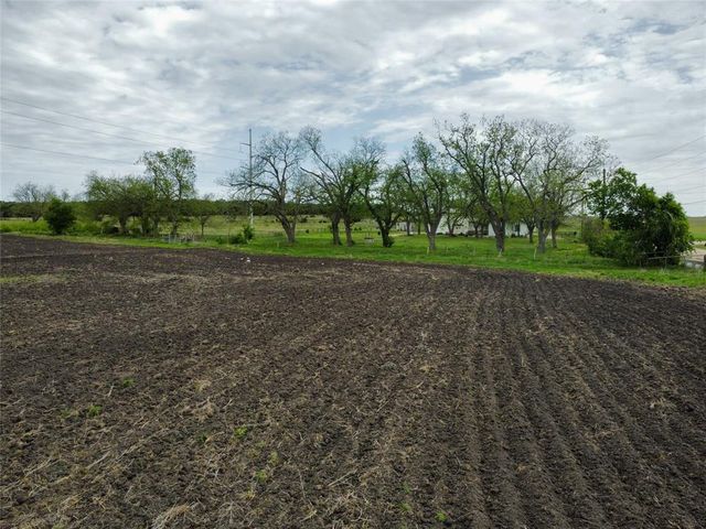 000 County Road 315 RD, Jarrell, TX 76537