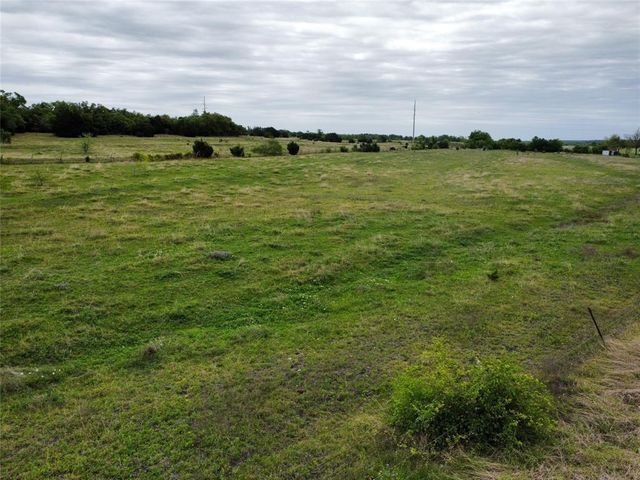 000 County Road 315 RD, Jarrell, TX 76537