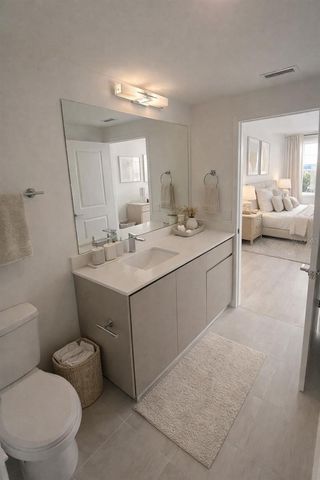 5587 MILLENIA BOULEVARD 207, Orlando, FL 32839