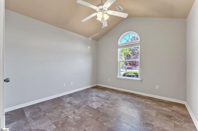 105 Eagles View Court, Easley, SC 29642