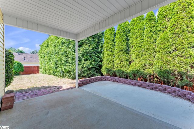105 Eagles View Court, Easley, SC 29642