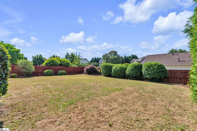 105 Eagles View Court, Easley, SC 29642
