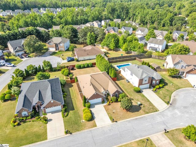 105 Eagles View Court, Easley, SC 29642